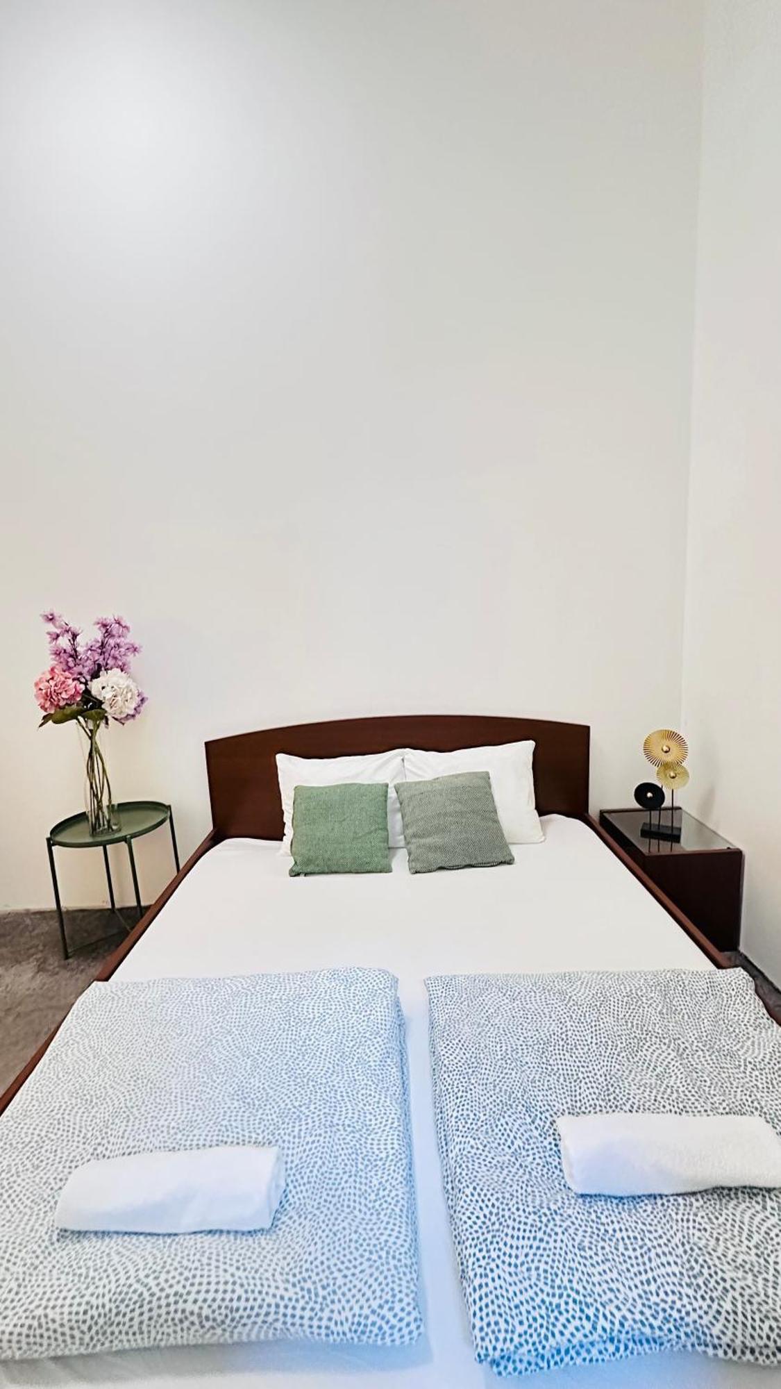 Sziv Apartment - Modern And Comfortable Budapest Bagian luar foto