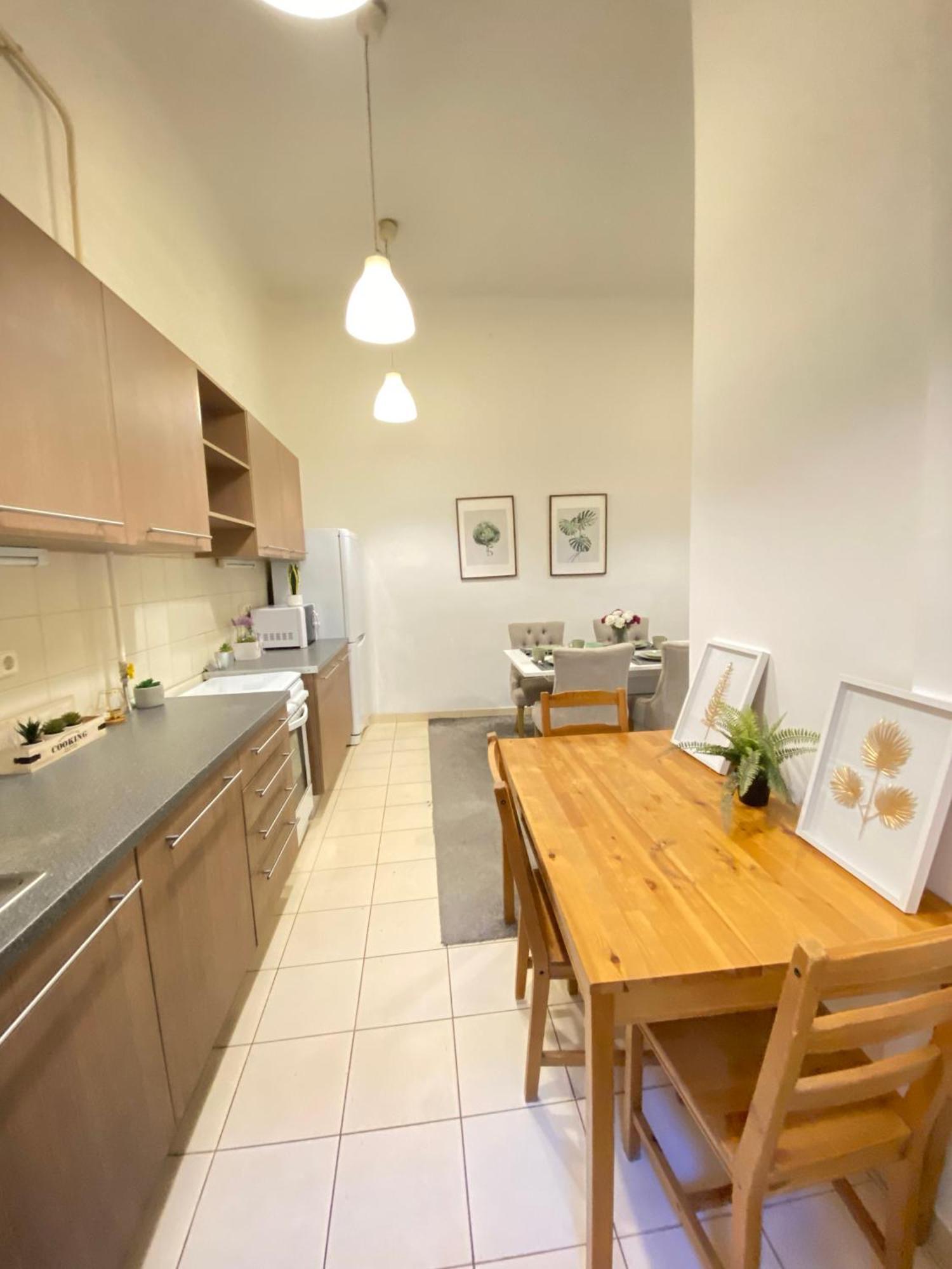 Sziv Apartment - Modern And Comfortable Budapest Bagian luar foto