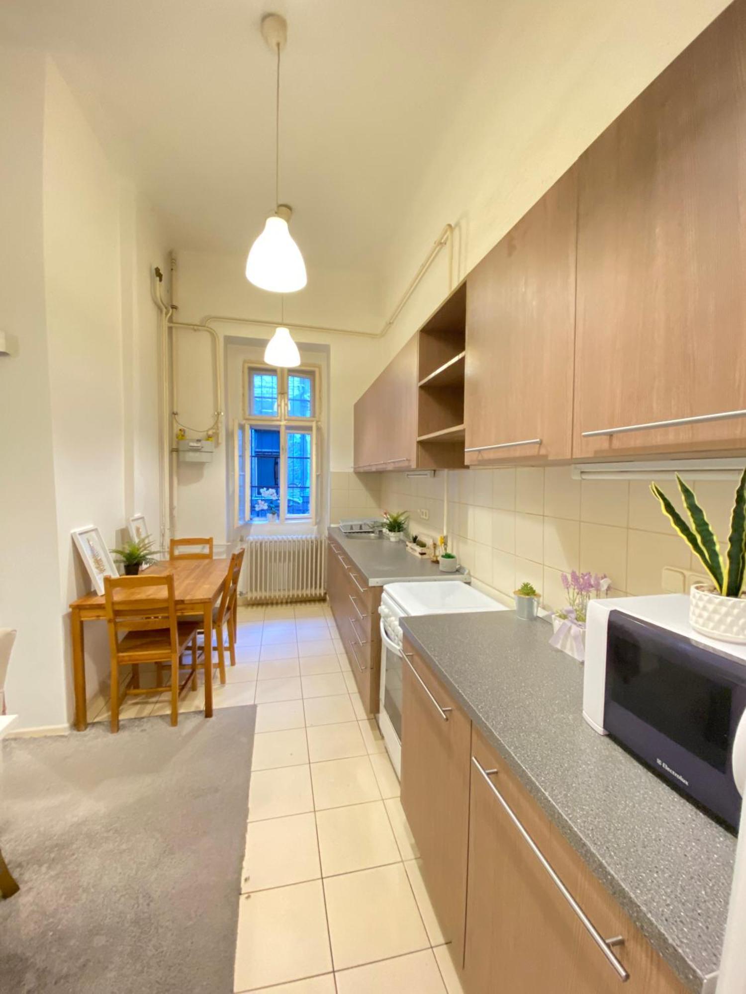 Sziv Apartment - Modern And Comfortable Budapest Bagian luar foto