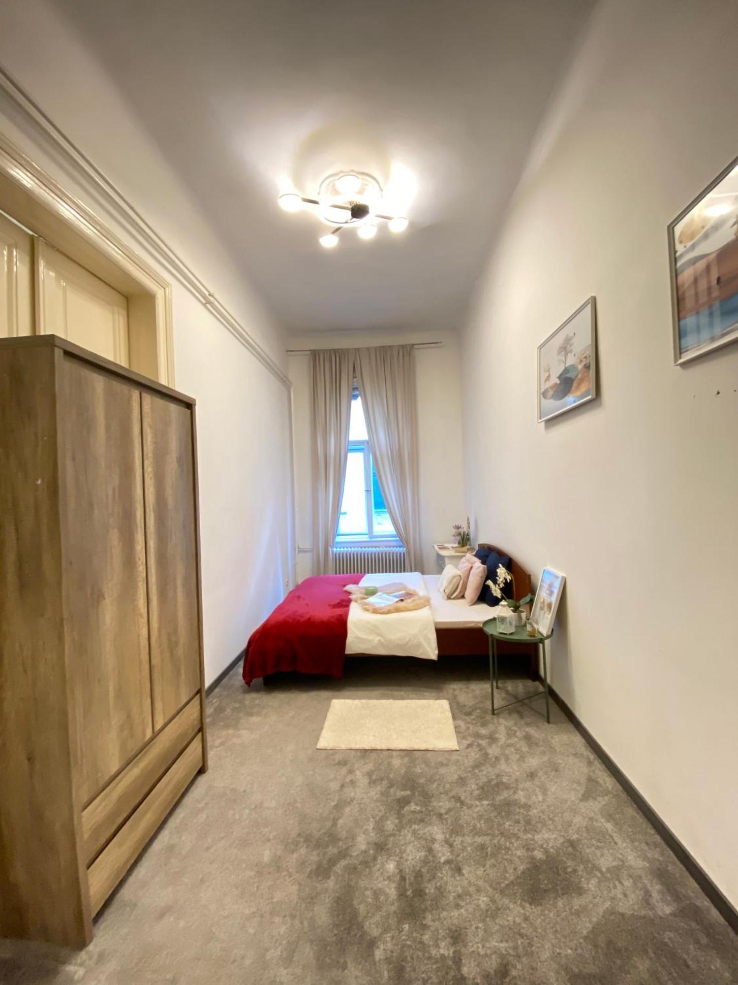 Sziv Apartment - Modern And Comfortable Budapest Bagian luar foto